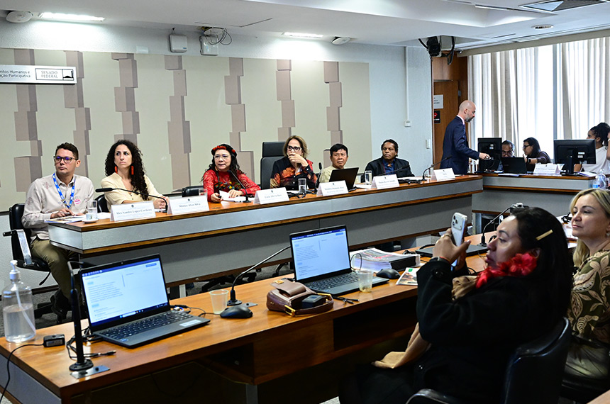 Lideranças indígenas e Funai cobram ações e plano contra garimpo ilegal no Senado