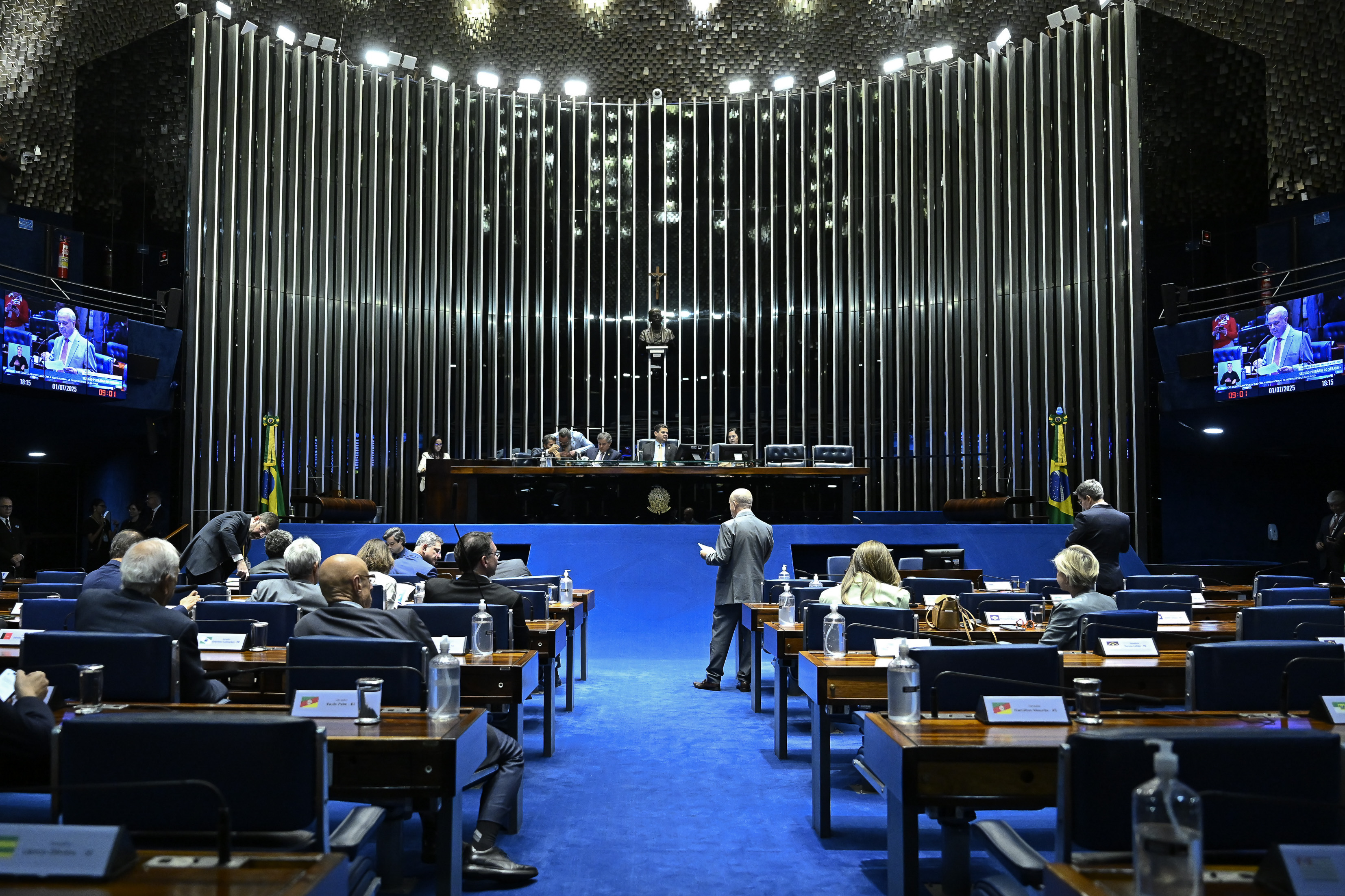 Senado pauta auxílio à cana-de-açúcar e ampliação de indenização de fronteira