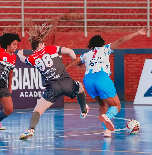 Stein Cascavel e Londrina Futsal decidem vaga na final do Paranaense neste sábado