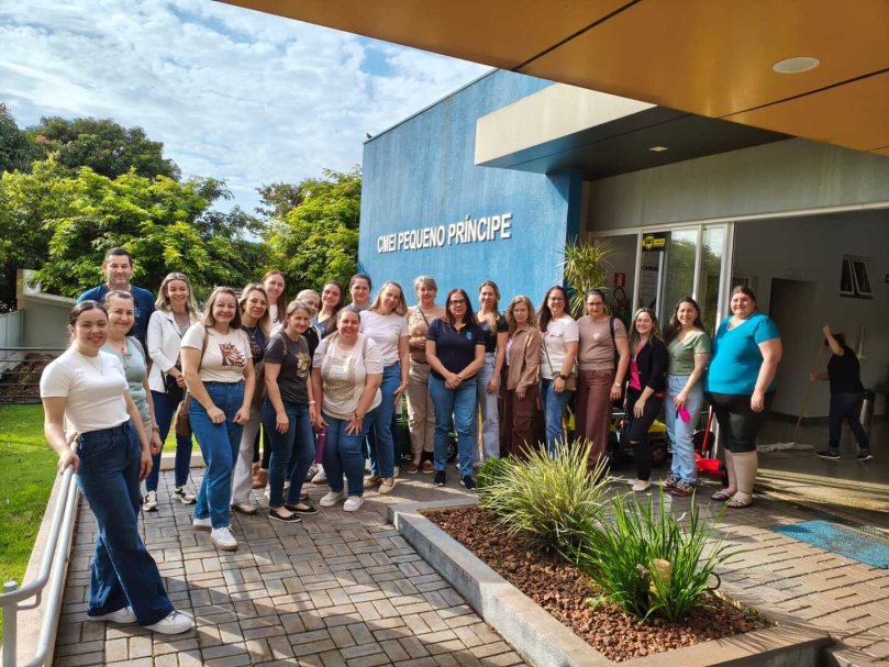 Professores da educação infantil concluem formação em leitura e escrita