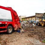 Colombo remove 45 toneladas de lixo em mutirão contra descarte irregular no Maracanã