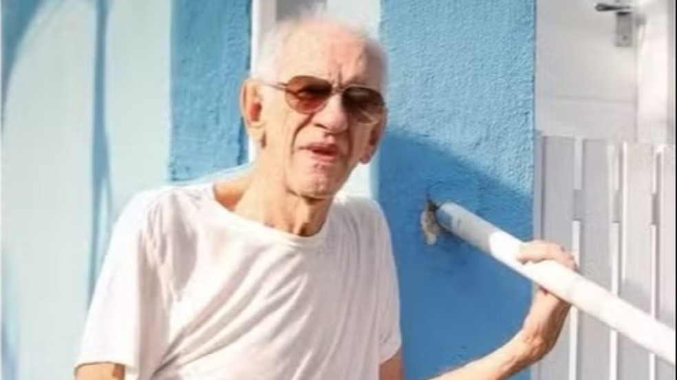 Morre o ator Rui Rezende, o Professor Astromar de 'Roque Santeiro', aos 88 anos