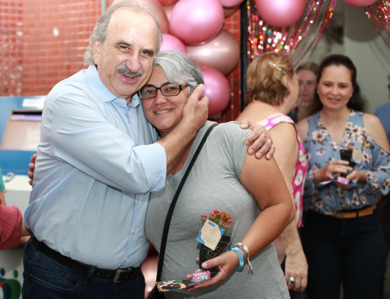 Servidores municipais têm reajuste no vale-alimentação e avanço em benefícios