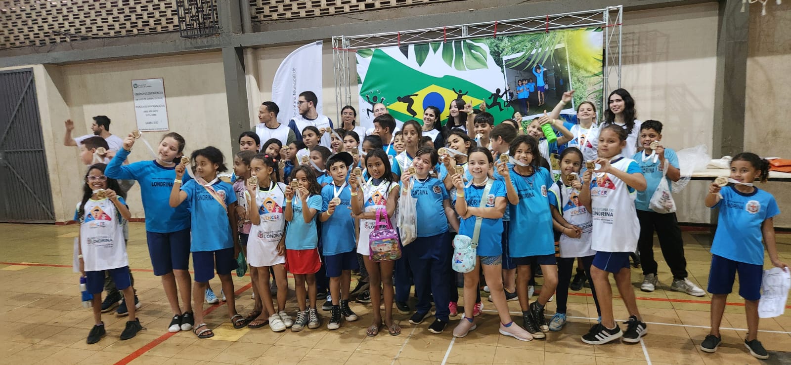 Festival de esportes de aventura reúne 300 estudantes em ginásio neste sábado