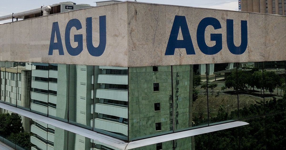 PF aciona AGU contra medidas de Mendonça no caso INSS que cita Lulinha