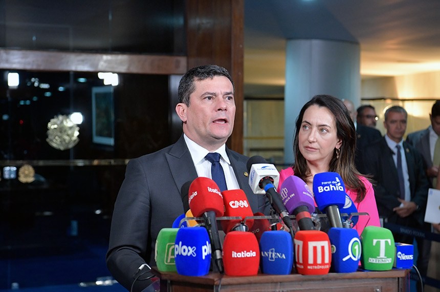 Moro e Requião Filho crescem, e Sandro Alex despenca em nova pesquisa no Paraná