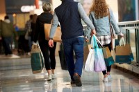 Vendas no varejo do Brasil avançam 0,1% em maio, impulsionadas pela Copa do Mundo