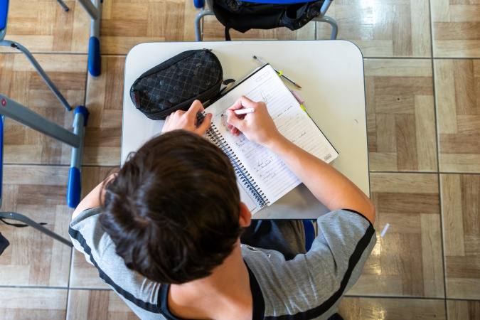 Estudantes da rede estadual terão transporte gratuito para o Enem nos dias 8 e 15